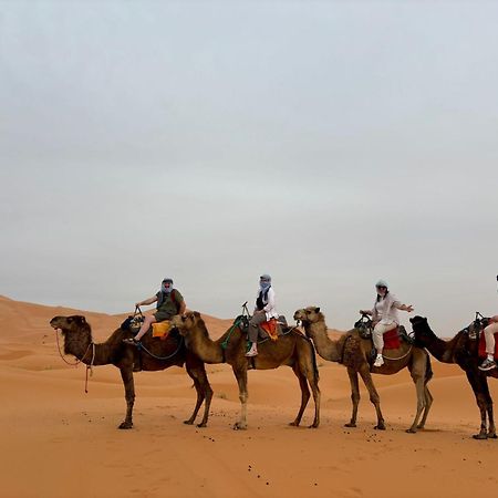 Takojt Hotell Merzouga Eksteriør bilde